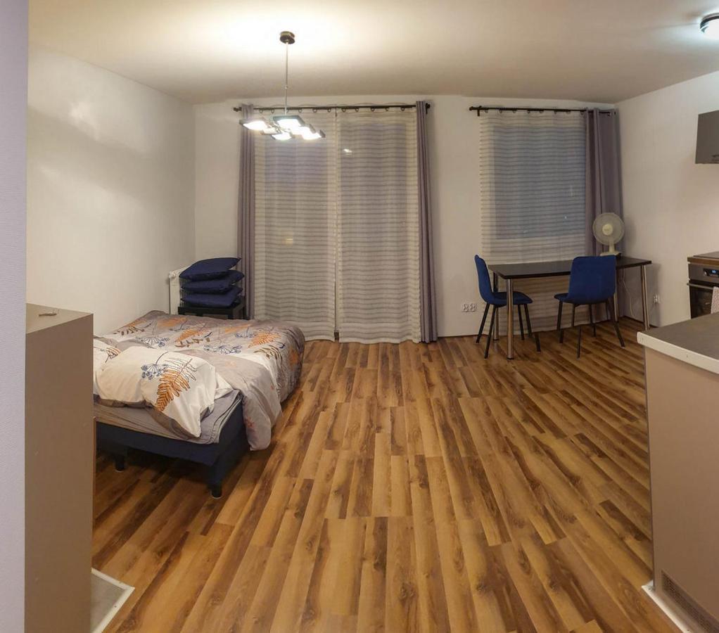 Mini Apartament Krakow Pn / Cracow North Z Parkingiem Exterior foto