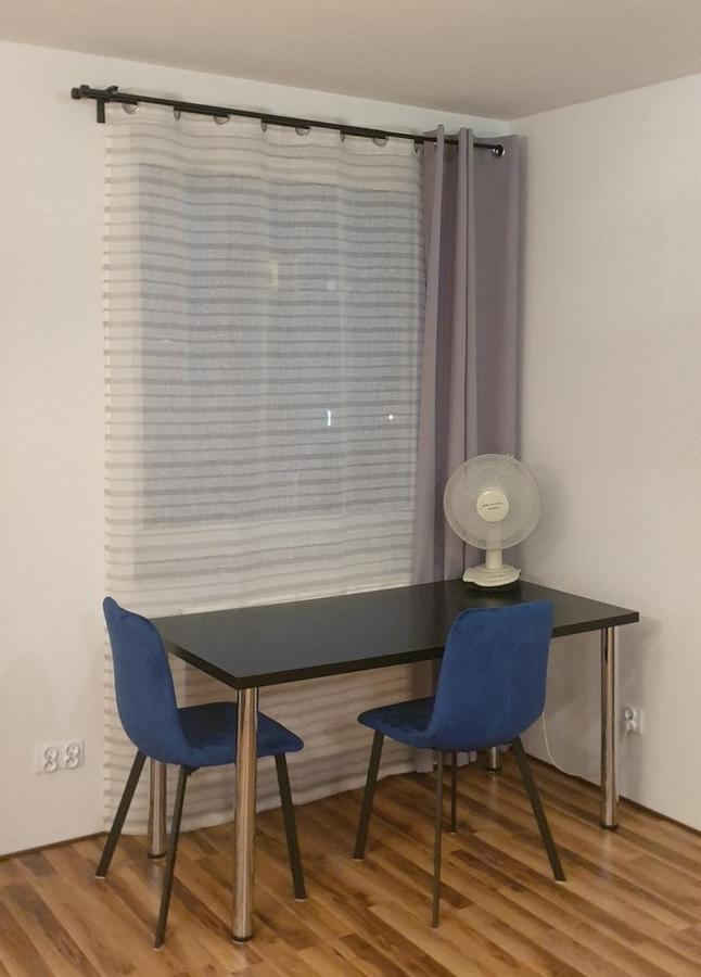 Mini Apartament Krakow Pn / Cracow North Z Parkingiem Exterior foto